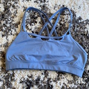 Size 6 lululemon sports bra